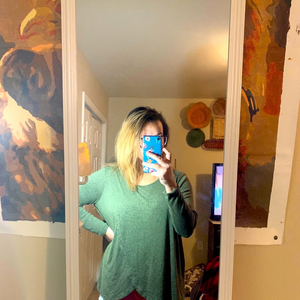 Old navy maternity shirt